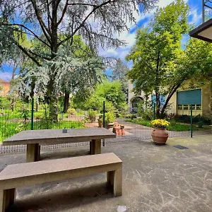 Bergamoinhouse Airport Guest house