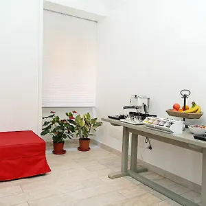Houspitality Nero Italia