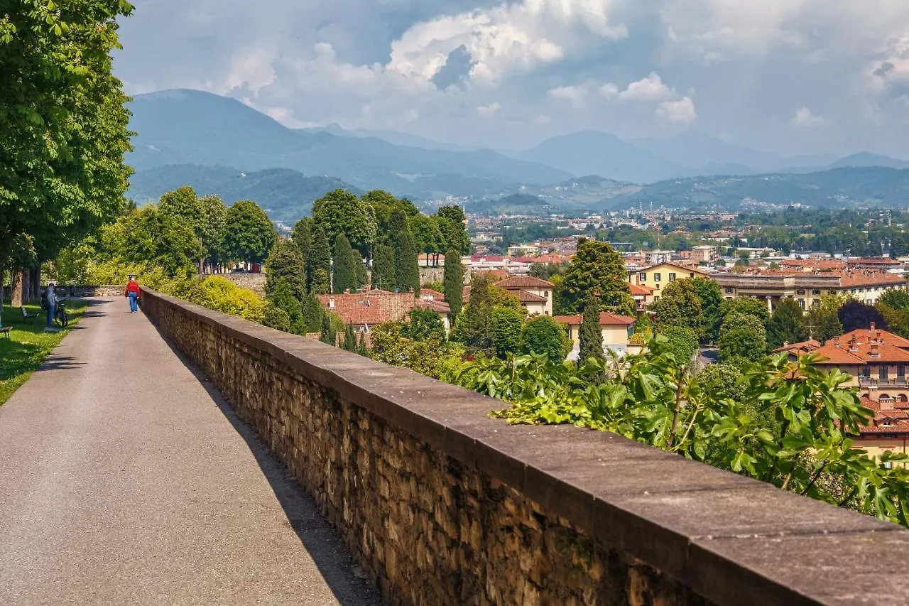 Quarenghi16 Hotel Bergamo Guest house